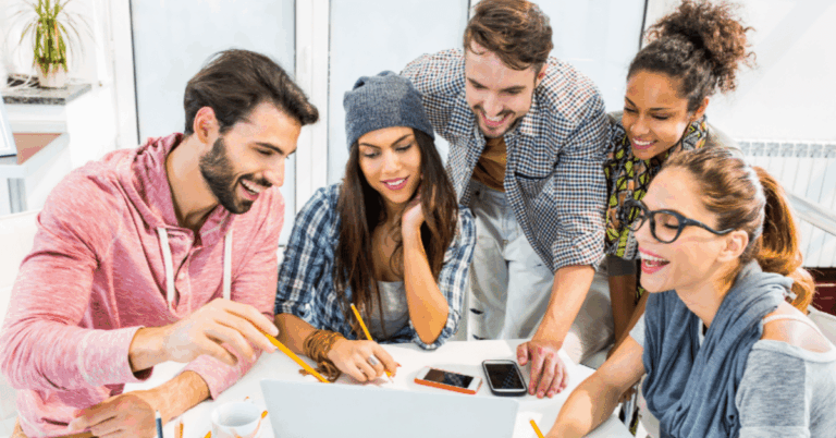 O que é uma empresa júnior e como ela pode ajudar sua empresa?